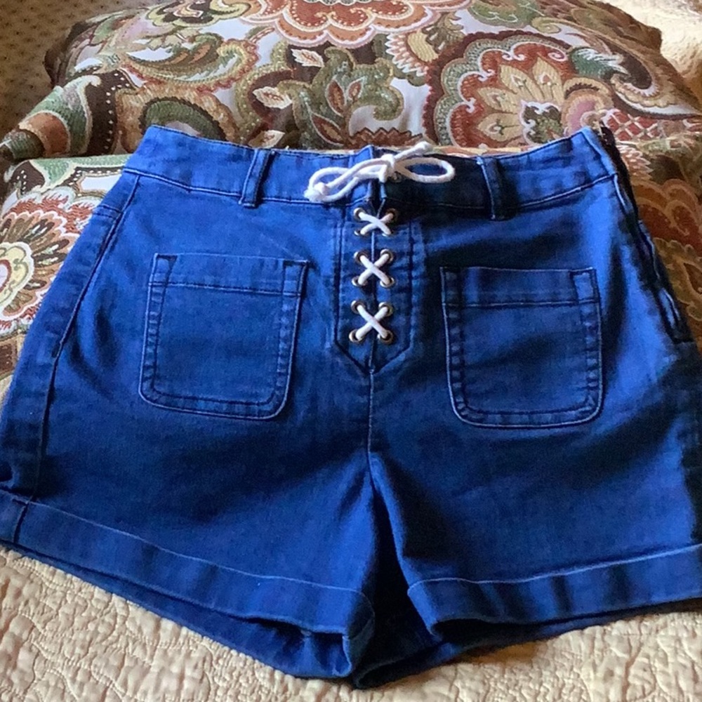 Vero Moda  jean shorts